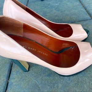 Marc Jacobs Size 8.5 blush heels